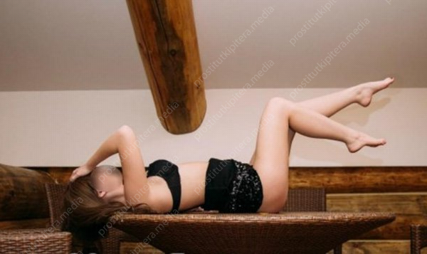 Шлюха Санкт-Петербурга Лиза у метро Звенигородская